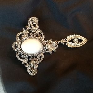Vintage large silver and rhinestone pin/brooch with dangle